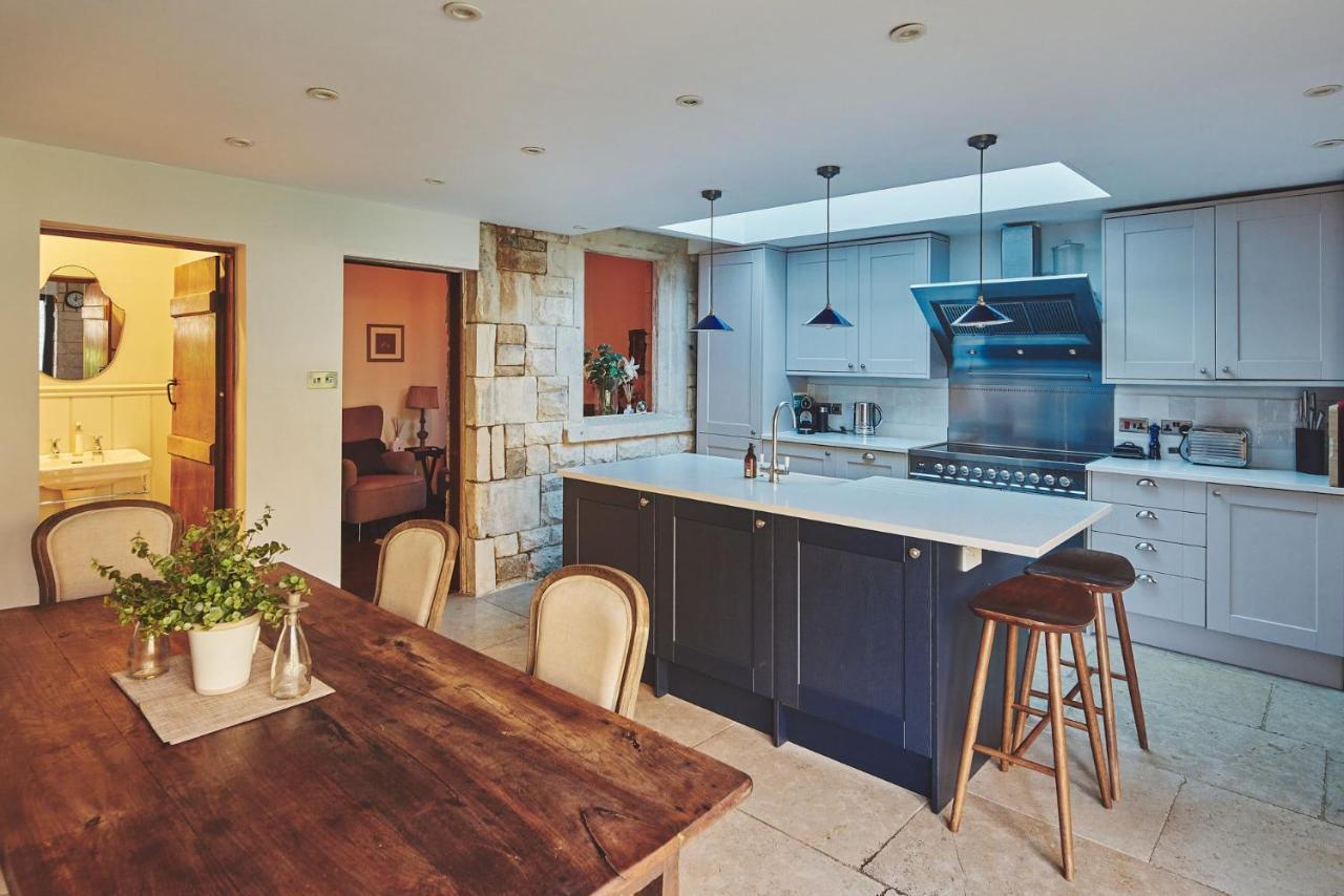 Large Stylish Luxury Cotswold Cottage - Ideal For Families, W/ Ev Charging Andoversford Exterior foto