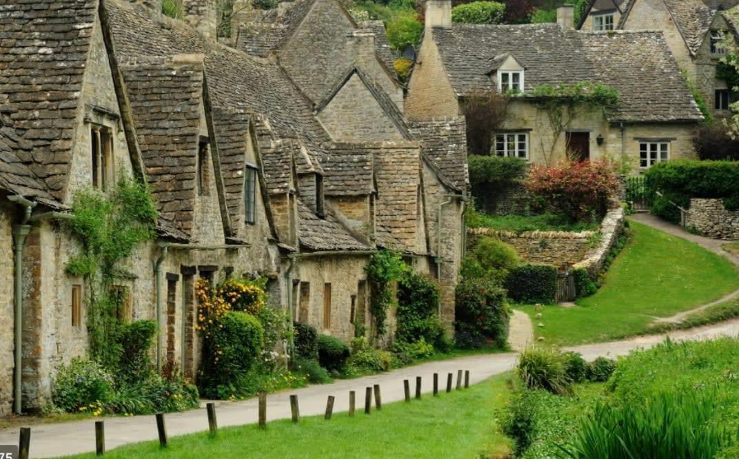 Large Stylish Luxury Cotswold Cottage - Ideal For Families, W/ Ev Charging Andoversford Exterior foto